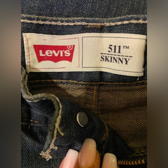 Levi  jeans - Picture 2 of 6